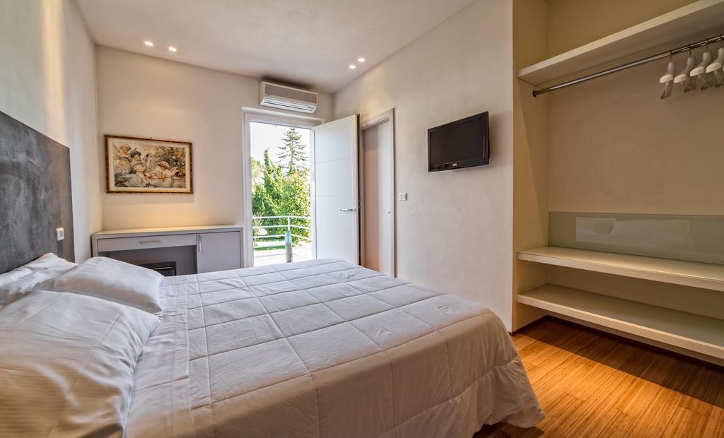 Hotel Country House La Radice 西维尔诺瓦·马尔凯 客房 照片